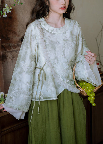 Classic Vintage & Enduringly Stylish Blouse