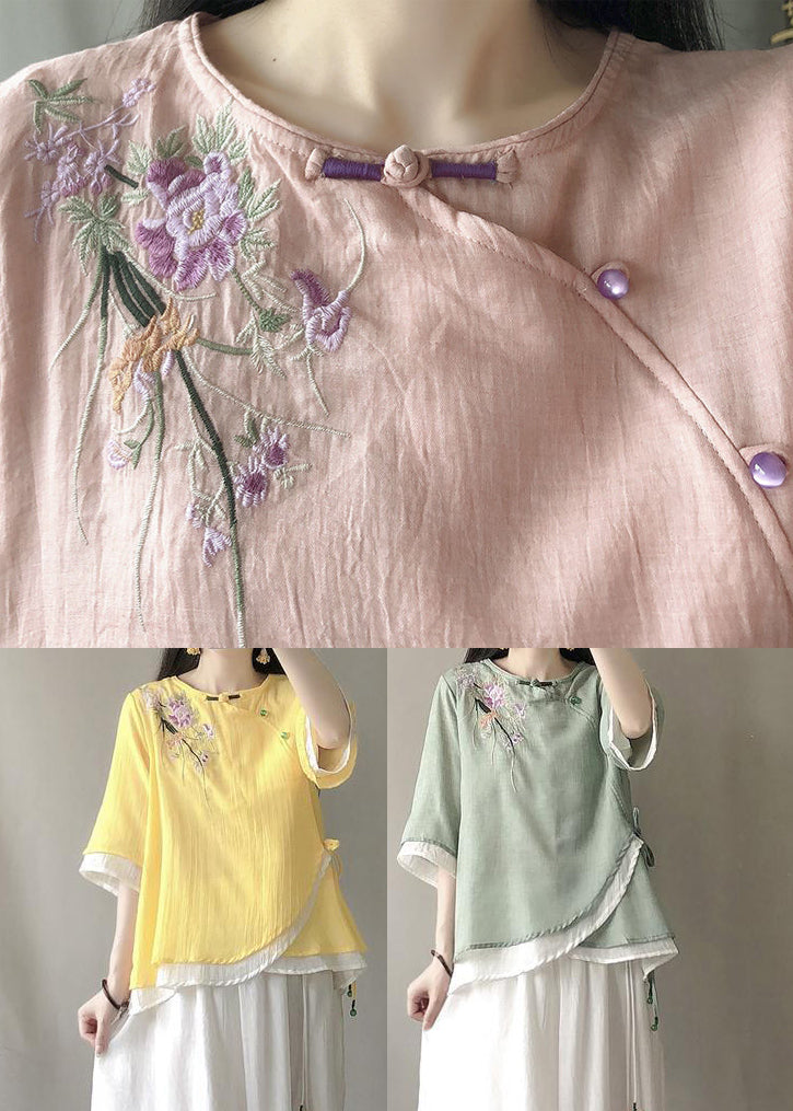 Elegantly Styled Blouse for Everyday Wear