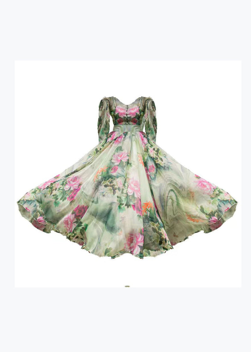 Classic Vintage & Enduringly Stylish Dress