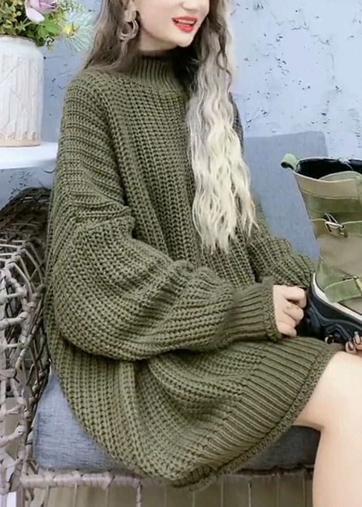 Beautifully Finished Sweater in a Timeless Design
