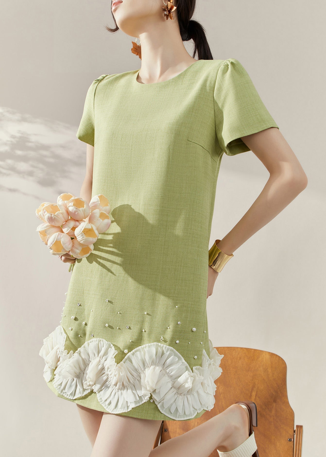 Beautifully Finished Dress in a Timeless Design