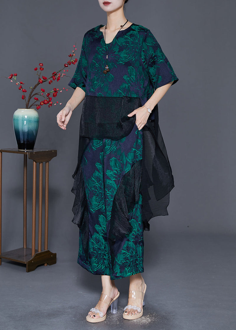 Sophisticated Garment with a Clean Classic Look