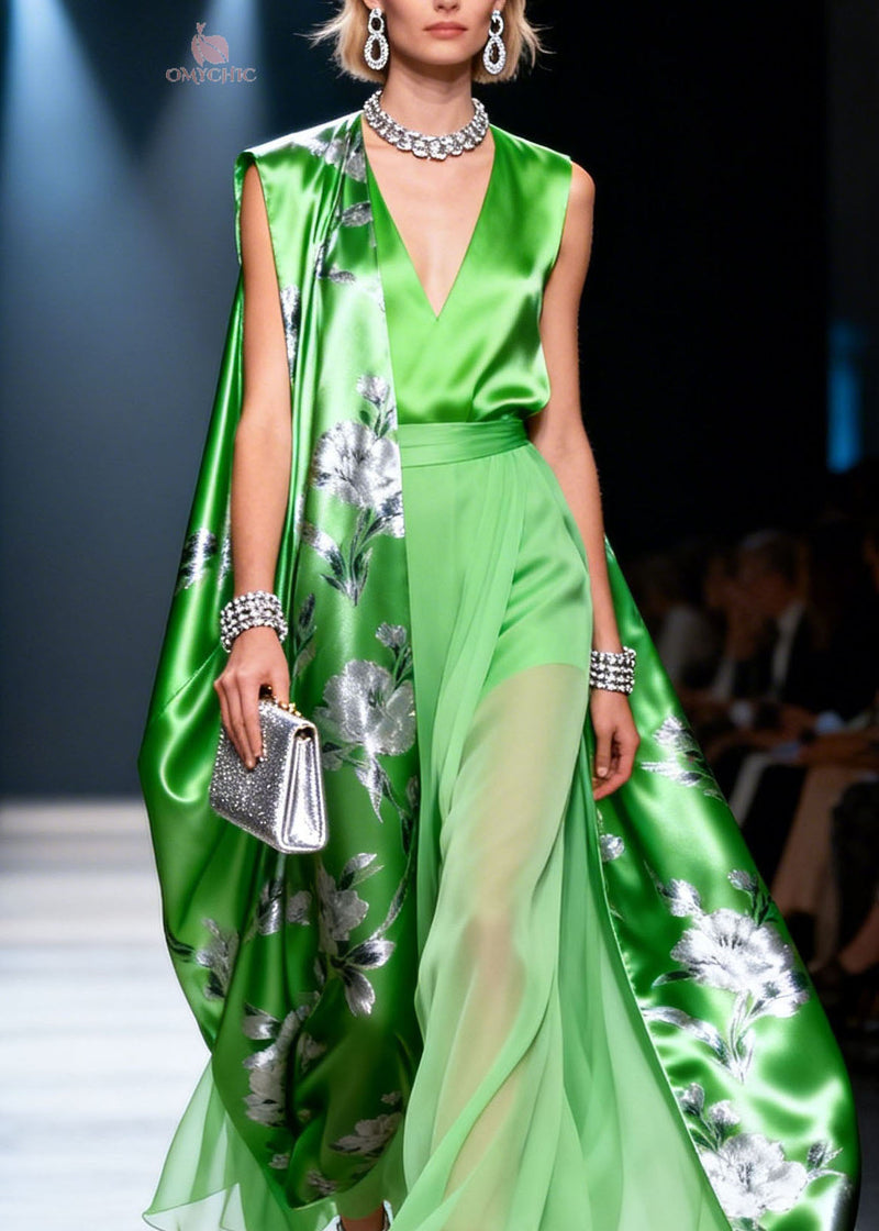 Well Tailored Garment with a Graceful Silhouette