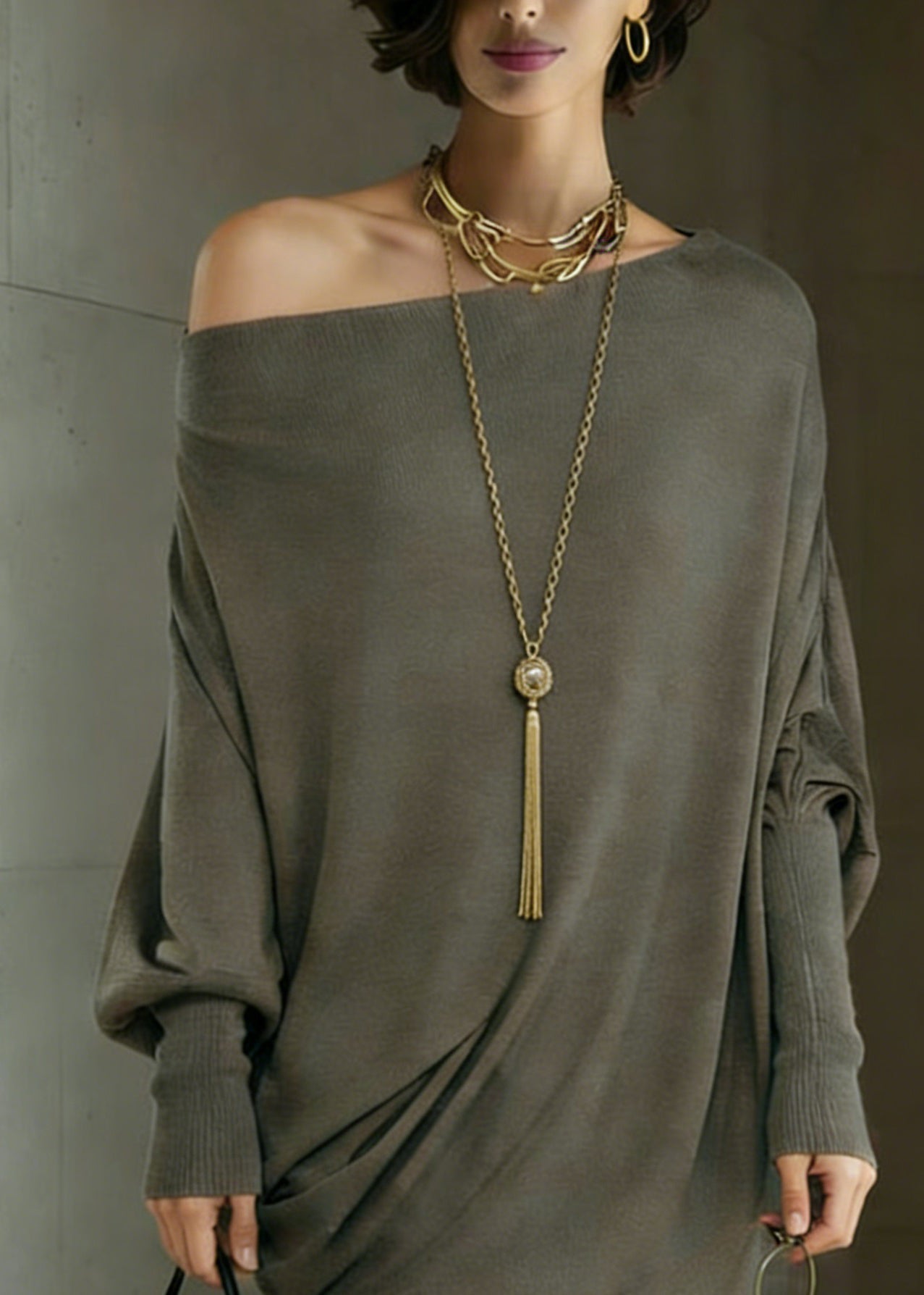Effortlessly Elegant Top with a Timeless Design