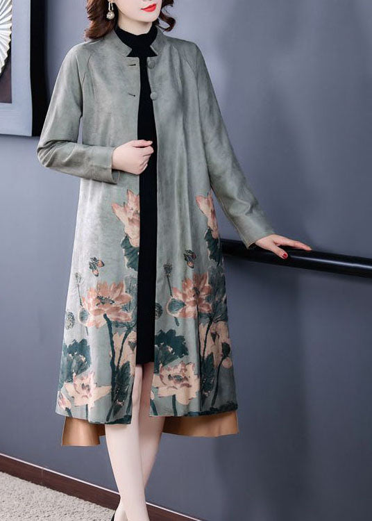 Classic Vintage & Enduringly Stylish Coat