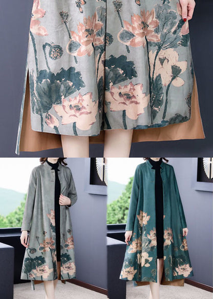 Classic Vintage & Enduringly Stylish Coat