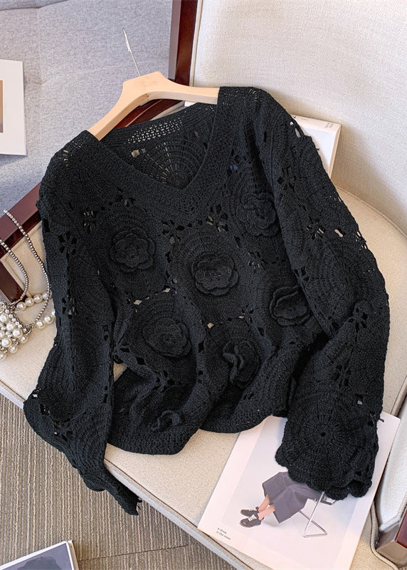 Classic Vintage Sweater with a Flattering Fit