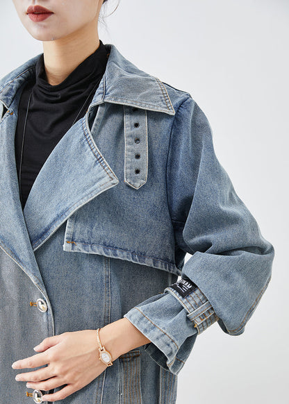 Beautifully Finished Coat in a Timeless Design