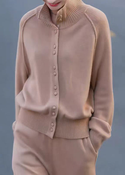 Gracefully Styled Coat for Any Occasion