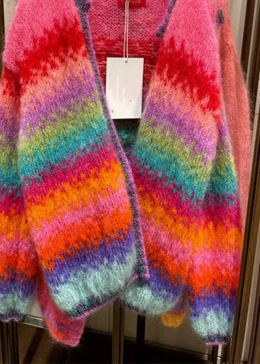 Classic Vintage Cardigan with a Flattering Fit