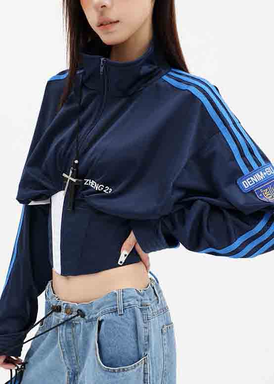 Effortlessly Elegant Jacket with a Timeless Design