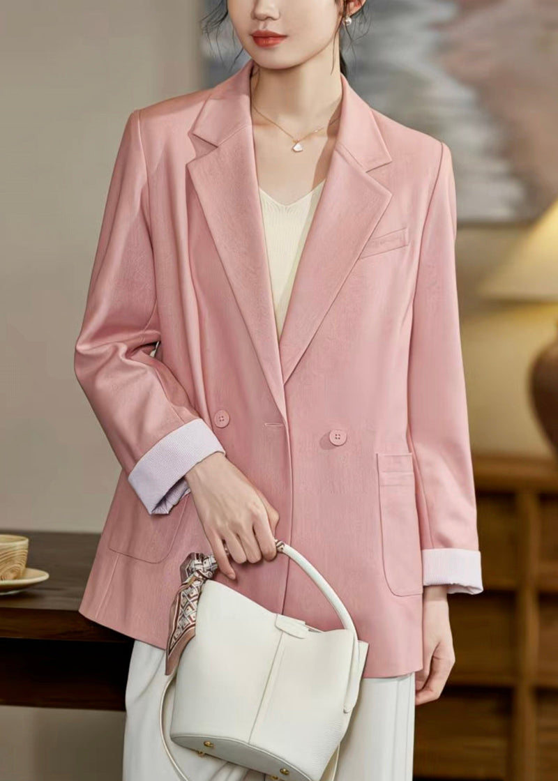 Beautifully Finished Coat in a Timeless Design