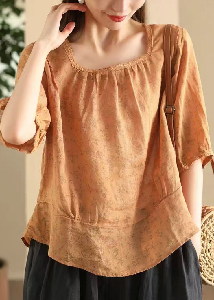 Classic Vintage Blouse with a Flattering Fit