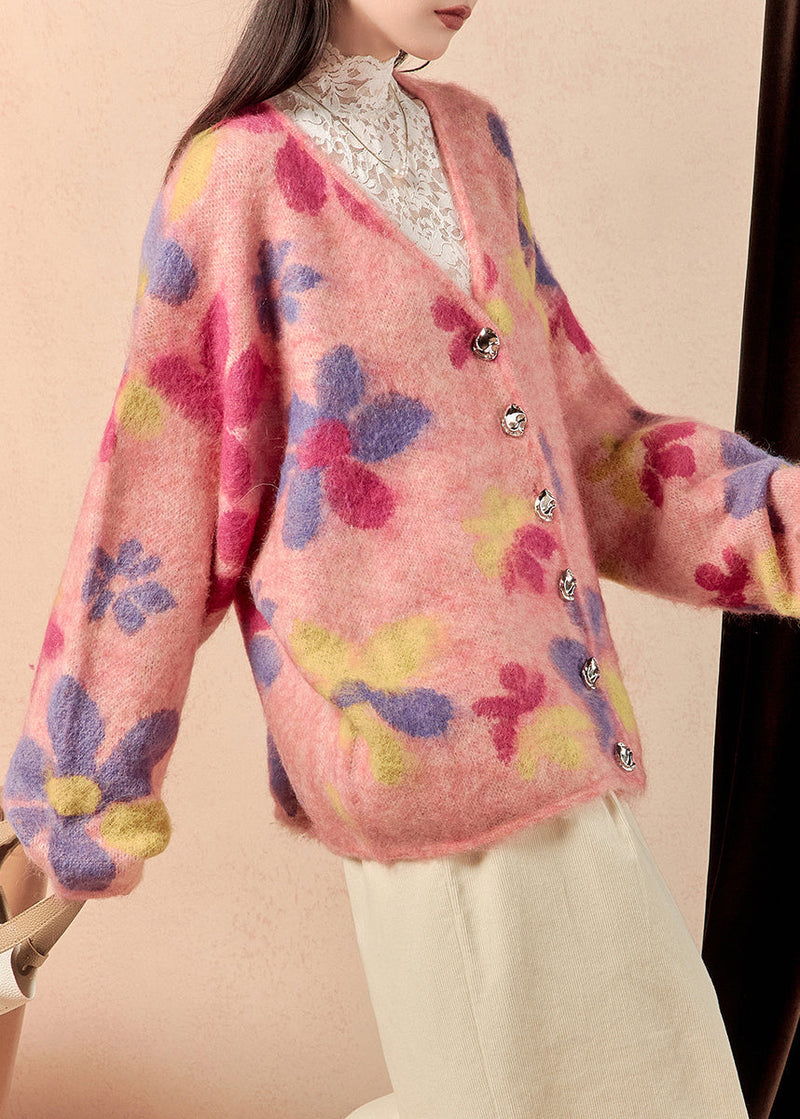 Beautifully Crafted Cardigan in a Classic Style