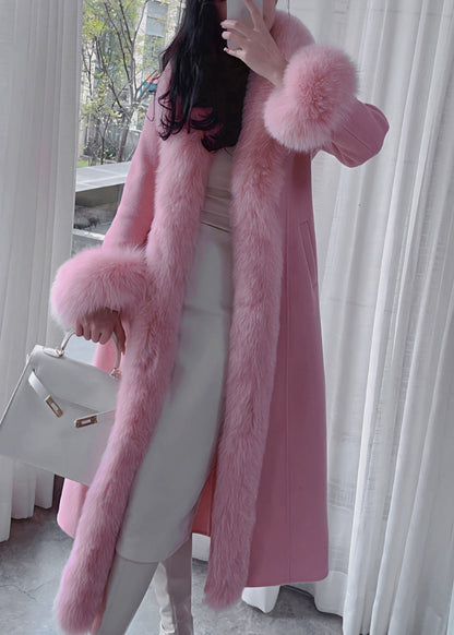 Gracefully Styled Coat for Any Occasion