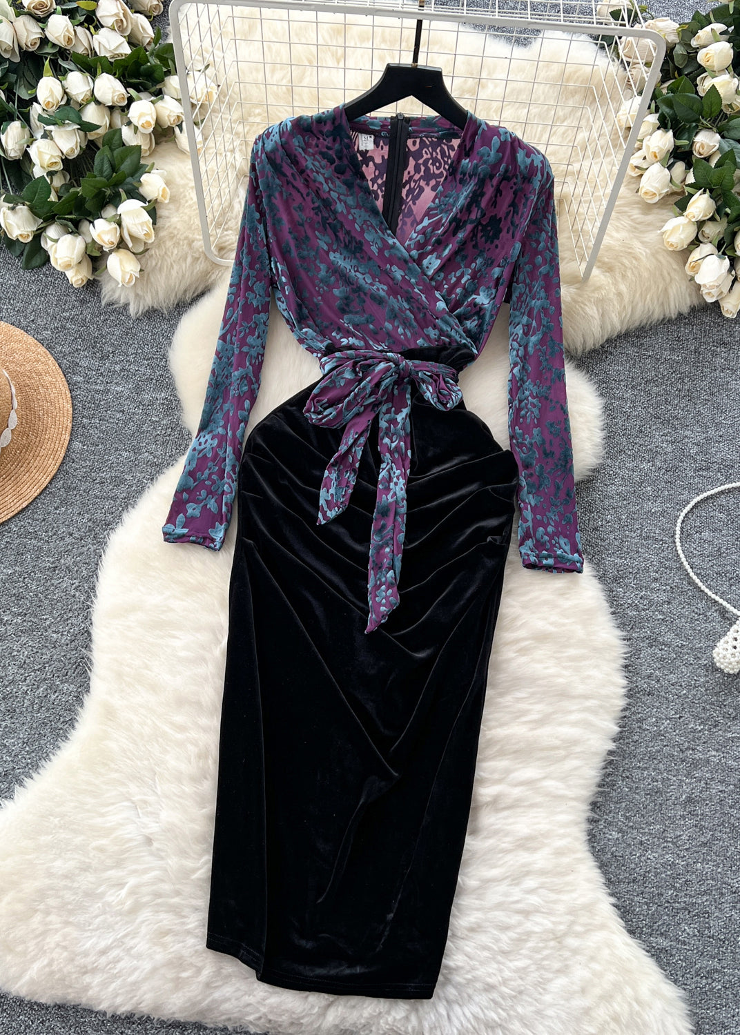 Gracefully Styled Dress for Any Occasion