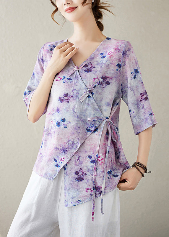 Classic Vintage Shirt with a Flattering Fit