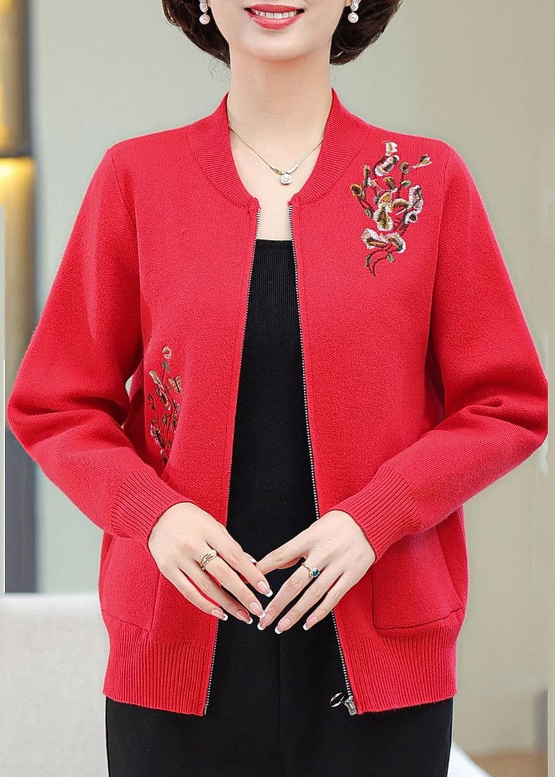 Beautifully Finished Coat in a Timeless Design