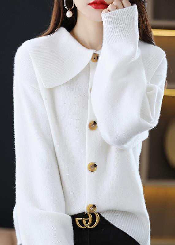 Beautifully Crafted Cardigan in a Classic Style