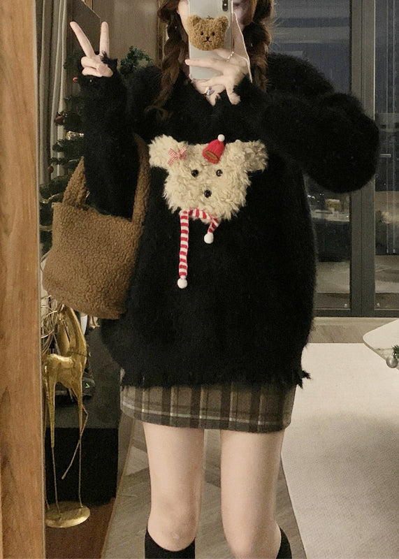 Effortlessly Elegant Sweater with a Timeless Design