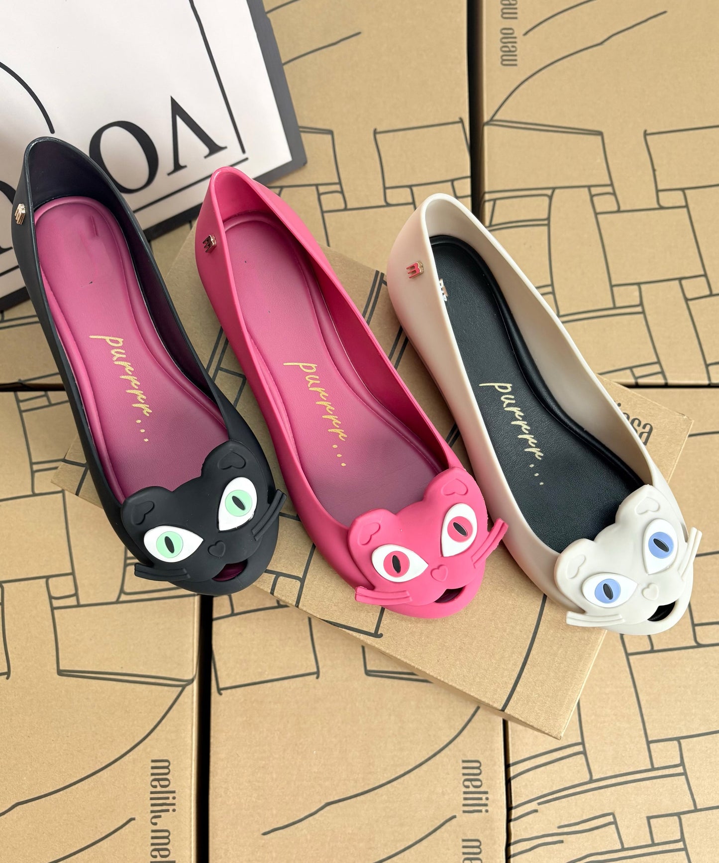 Chic Orthopedic Shoes with Unique Design