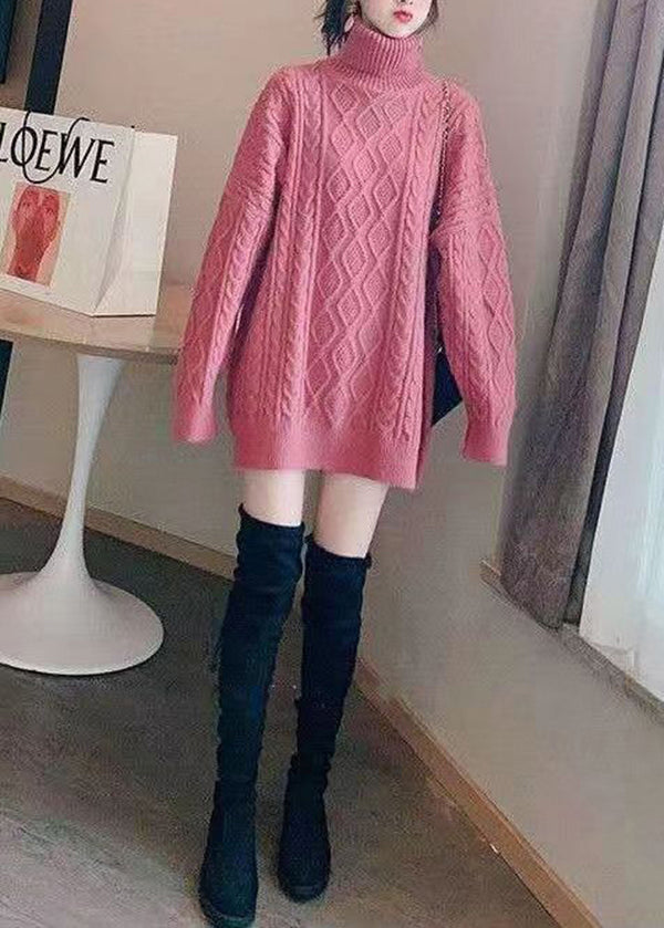 Classic Vintage Sweater with a Flattering Fit