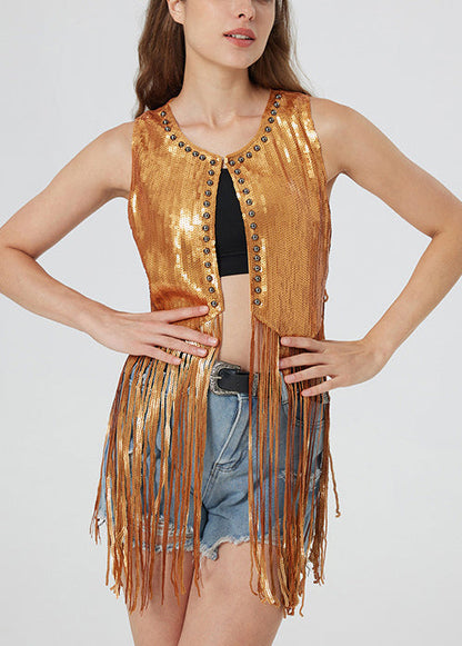 Well Tailored Garment with a Graceful Silhouette