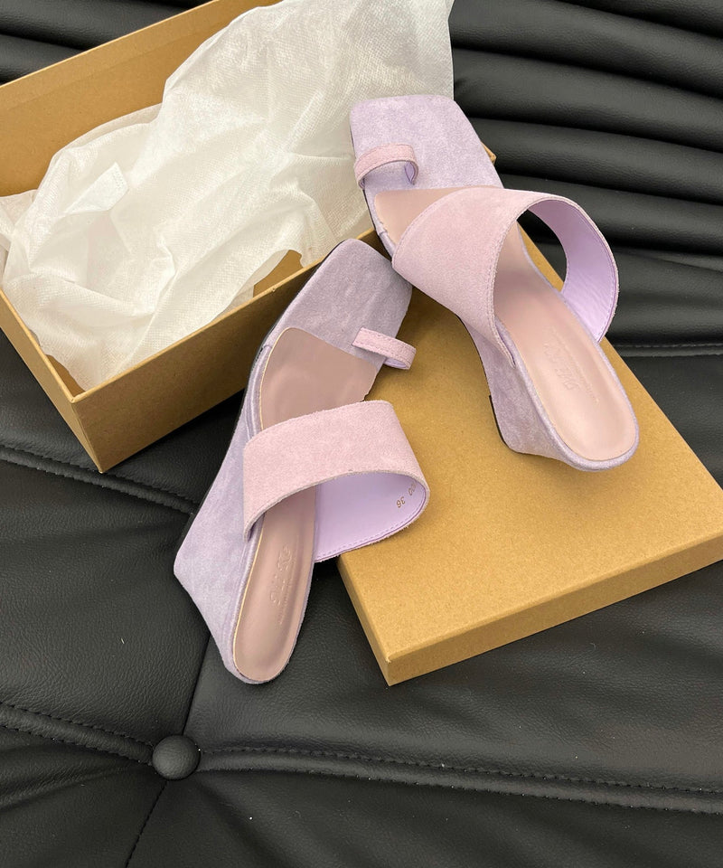 Chic Orthopedic Sandals with Unique Design