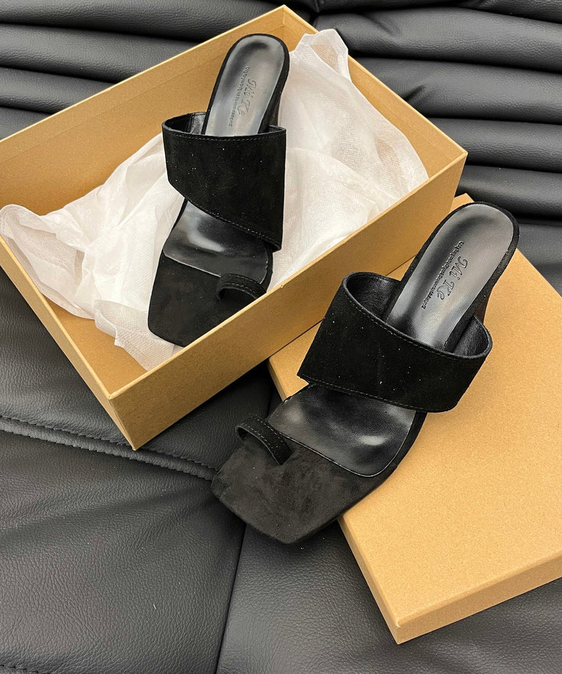 Chic Orthopedic Sandals with Unique Design
