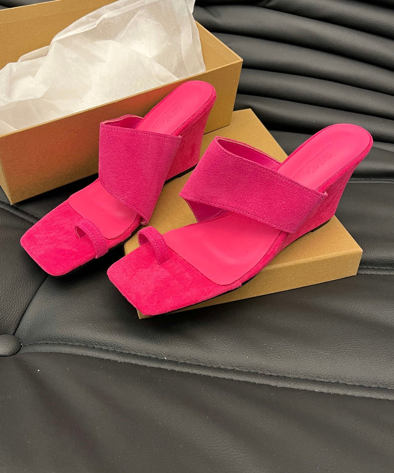 Chic Orthopedic Sandals with Unique Design