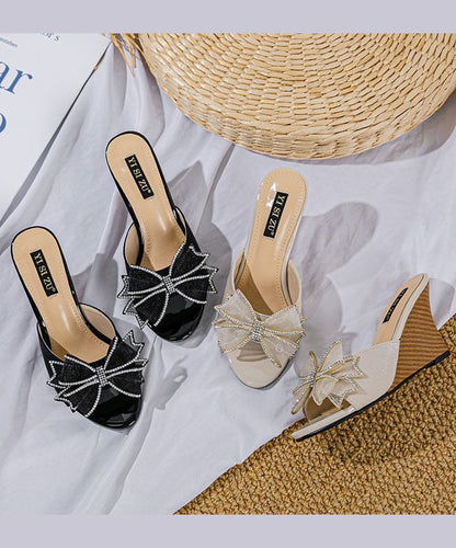 Graceful Orthopedic Sandals for Modern Look