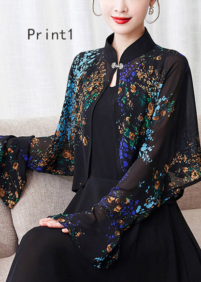 Effortlessly Elegant Garment with a Timeless Design