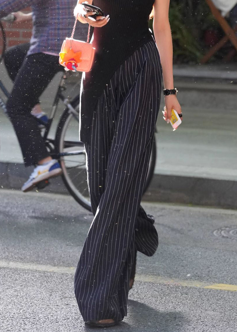 Elegantly Styled Pants for Everyday Wear