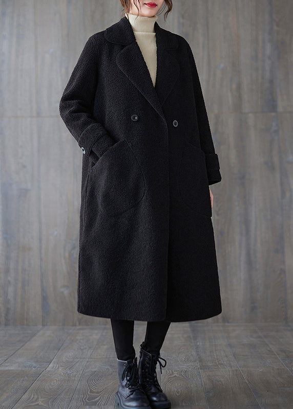 Effortlessly Elegant Coat with a Timeless Design