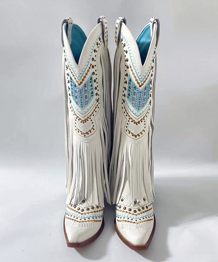 Graceful Orthopedic Boots for Modern Look