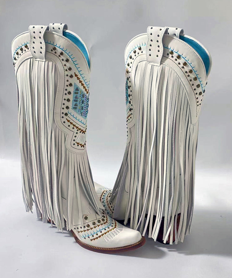 Graceful Orthopedic Boots for Modern Look