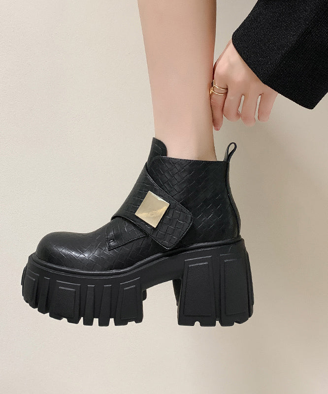 Graceful Orthopedic Boots for Modern Look
