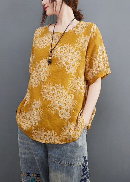A Vintage Style Top with Delicate Timeless Details