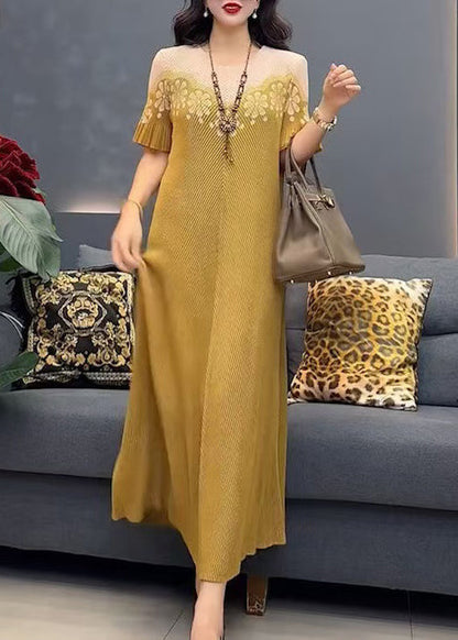 Effortlessly Elegant Dress with a Timeless Design
