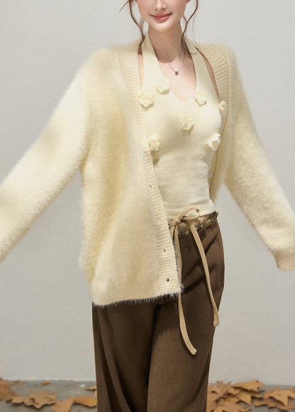 Classic Vintage & Enduringly Stylish Cardigan