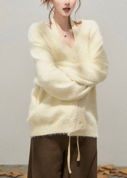 Classic Vintage & Enduringly Stylish Cardigan
