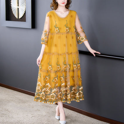 Effortlessly Elegant Dress with a Timeless Design