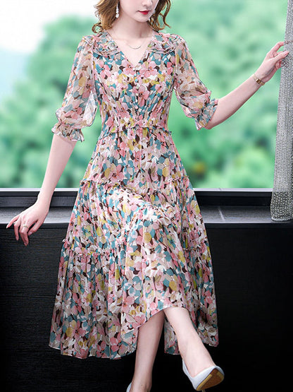 Effortlessly Elegant Dress with a Timeless Design