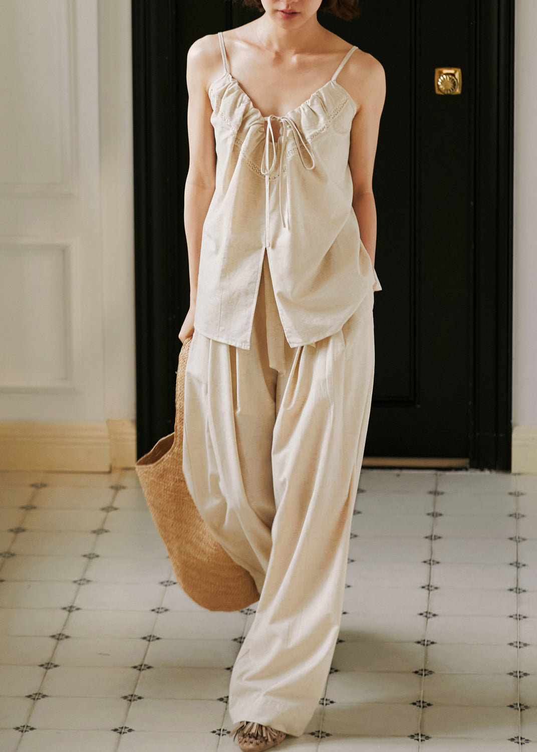 Sophisticated Pants with a Clean Classic Look