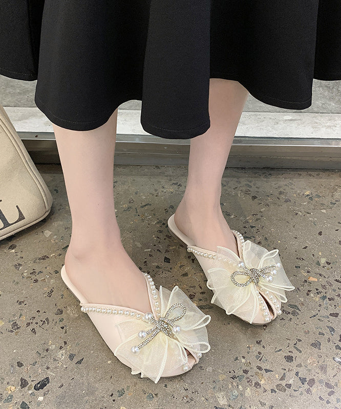 Graceful Orthopedic Sandals for Modern Look