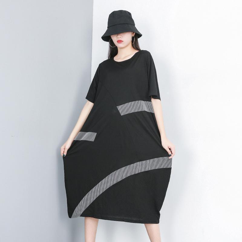 Elegantly Styled Pullover for Everyday Wear