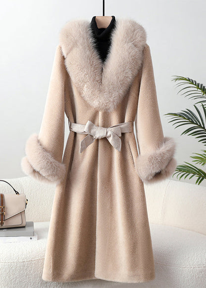Beautifully Finished Coat in a Timeless Design
