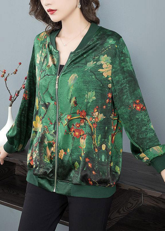 Effortlessly Elegant Coat with a Timeless Design