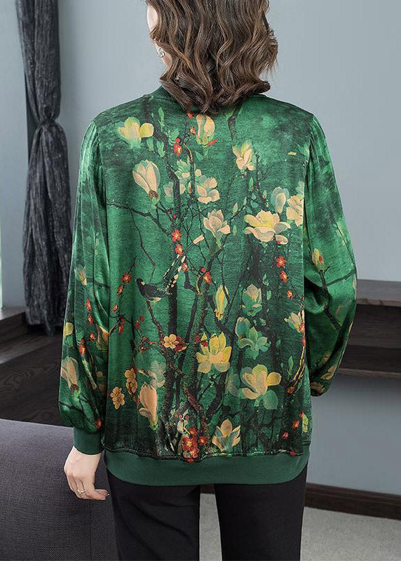 Effortlessly Elegant Coat with a Timeless Design