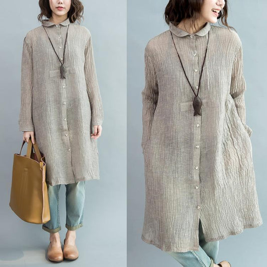 Classic Vintage Blouse with a Flattering Fit